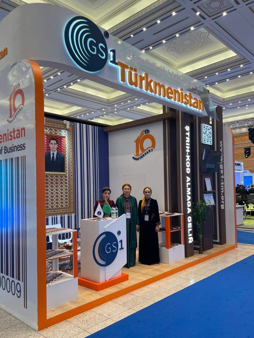 top slider first image