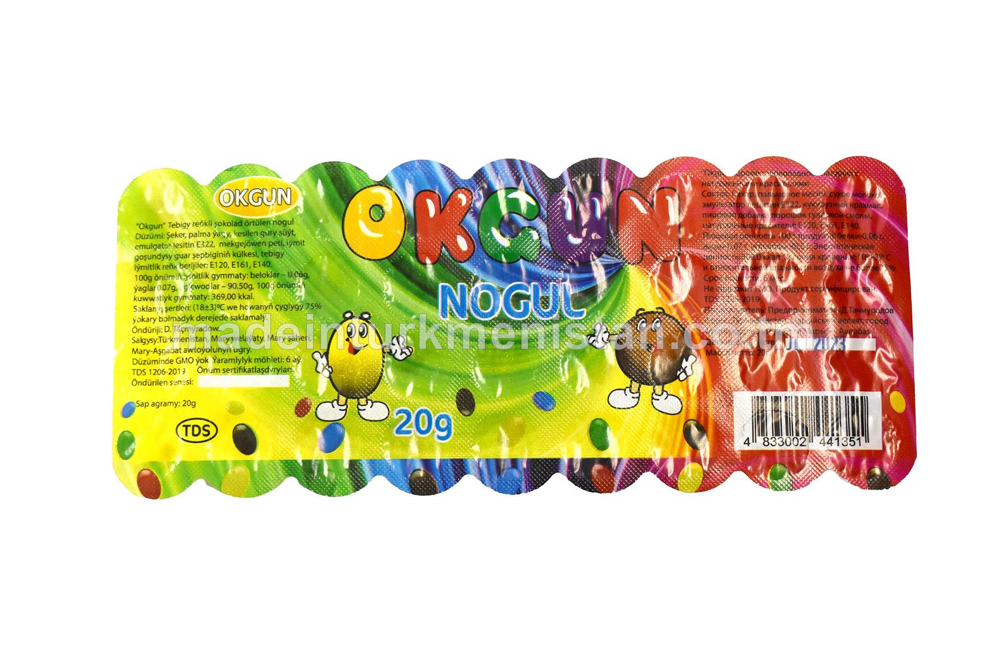 Tebigy reňkli şokolad örtülen nogul