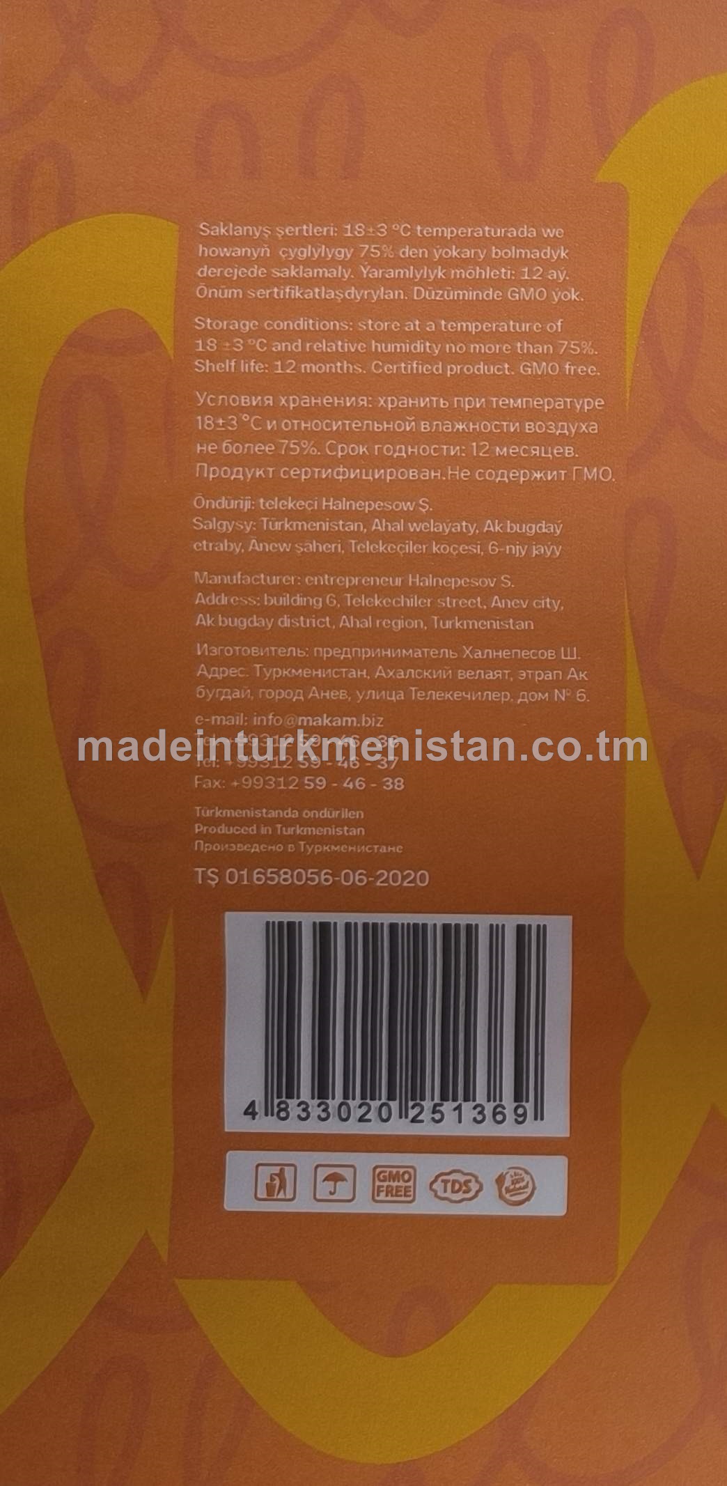 "Fam" peýnir tagamly mini grissini çörek-bulka snekleri. Ýokary hilli bugdaý unundan